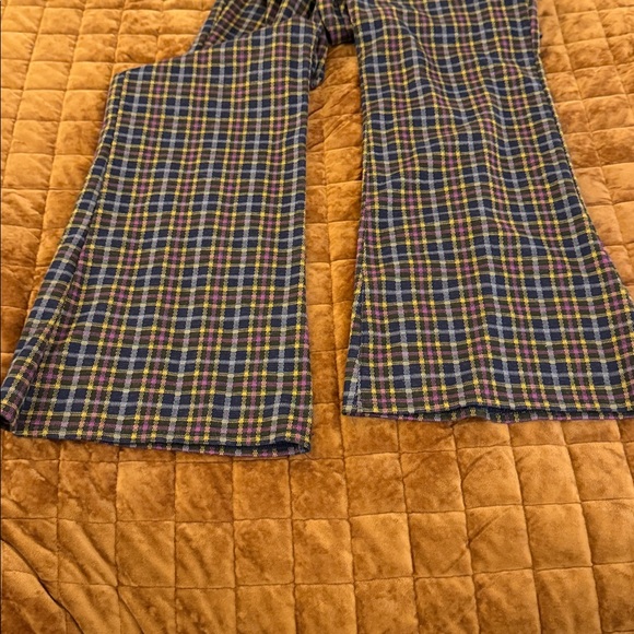 ✨3/$20 American Eagle Outfitters Plaid Flare Pants - Picture 5 of 6